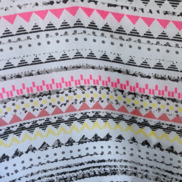 Candie’s tank top - Picture 3 of 3